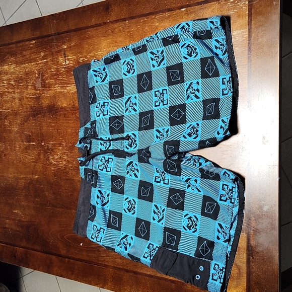 Joe Boxer Shorts Used Mens Joe Boxer Board Shorts Poshmark